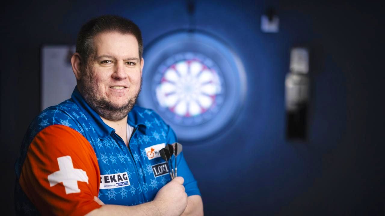 Sporting events. Stefan Bellmont challenges darts legend Van Barneveld
