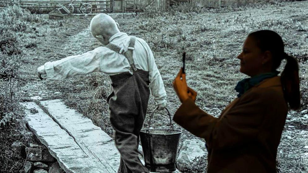 L'histoire du travail des enfants en Suisse expliquée à Zurich - Gallery. Jusqu’en 1981, les autorités ont enlevé des dizaines de milliers d'enfants à leurs familles. Ces enfants ont été placés dans des fermes ou dans des foyers, établissements fermés et maisons de redressement, contraints au travail forcé. Beaucoup ont été victimes d’abus sexuels.