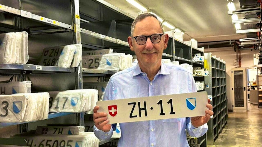 The license plate "ZH 11" is the lowest number ever auctioned in the canton of Zurich. But it is not the most expensive ever purchased.