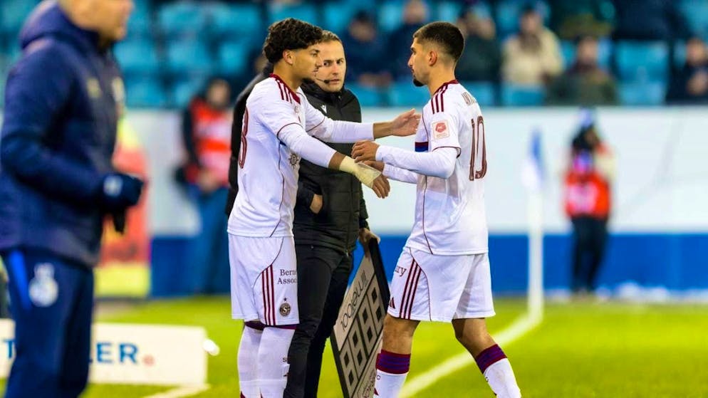 Time up at Servette: Alex Antunes (right) moves to Turkey