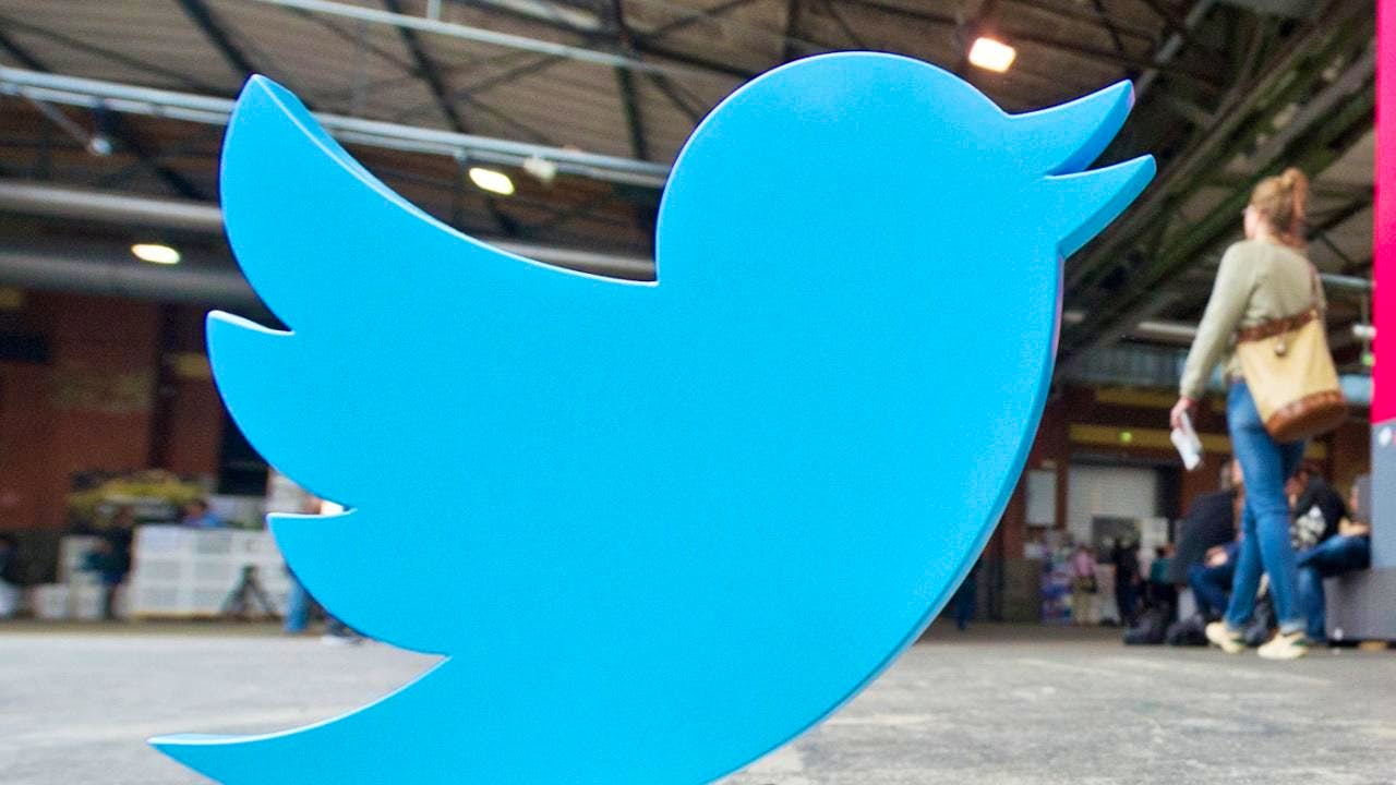 Internet. Musk clashes with start-up over Twitter name