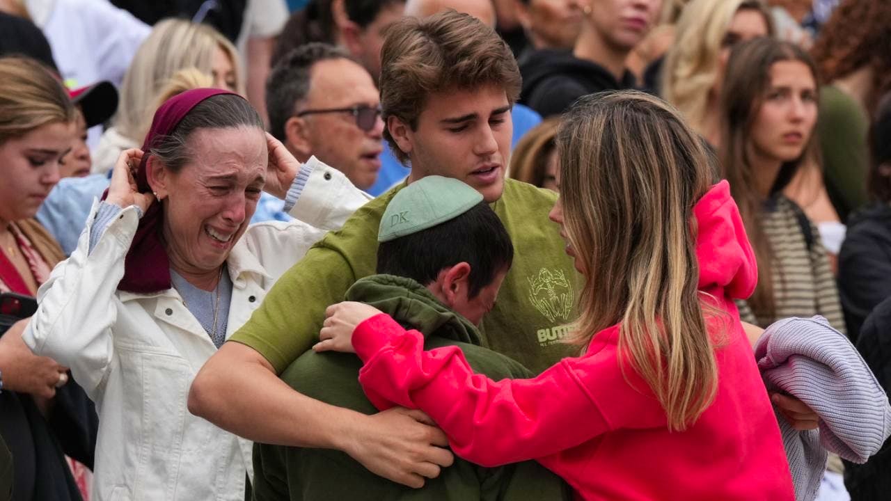 Australien. Sydney-Attentäter wegen 15-fachen Mordes angeklagt