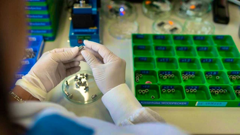 Economists predict only slight economic growth of 1.0 percent for Switzerland in 2026. (symbolic image)