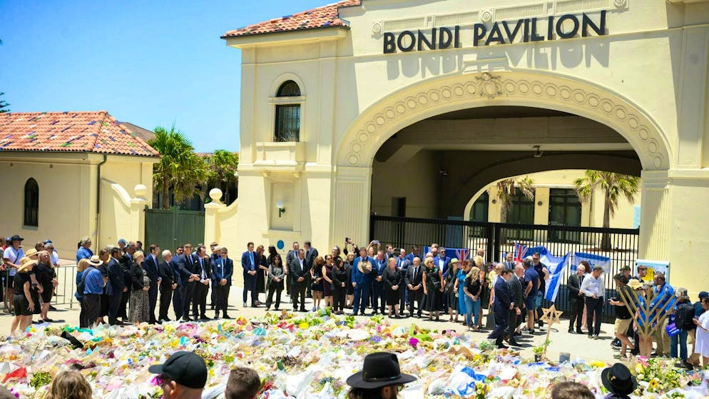 Mayors from New South Wales lay wreaths at Bondi Beach on Thursday.