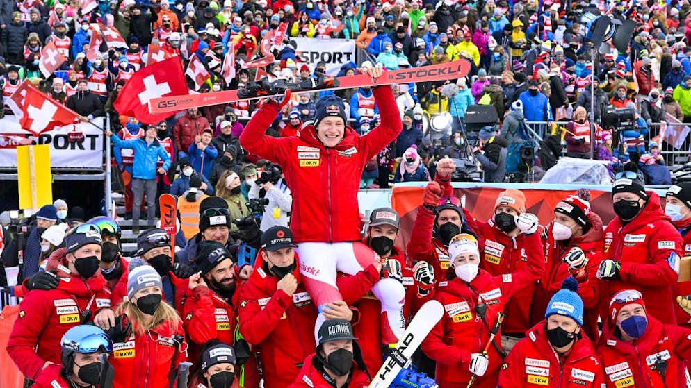 Raggiunto Alberto Tomba. Le 7 pietre miliari nel percorso di Odermatt verso i 50 trionfi in Coppa del Mondo