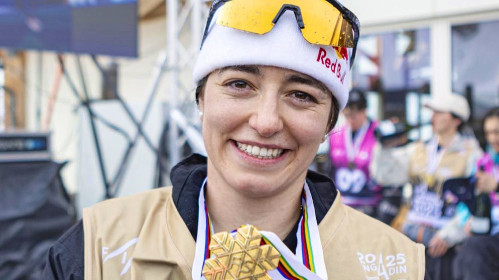 Je ein Quintett fordert die Preisträger von 2024 heraus - Gallery. Die Tessinerin wird herausgefordert von der Freeskierin Mathilde Gremaud, der Slopestyle-Weltmeisterin von 2025