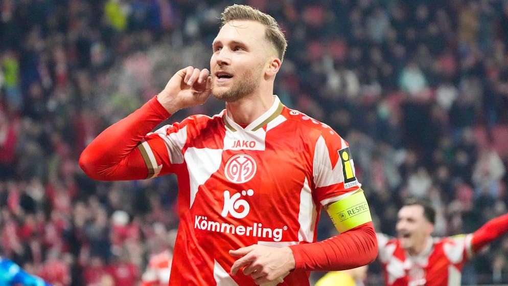 Conference League. Silvan Widmer trouve le chemin des filets