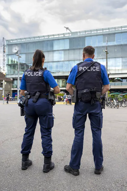 Opération policière «Guerra»: trois hommes volent des vélos à grande échelle à Berne – ils doivent maintenant aller en prison