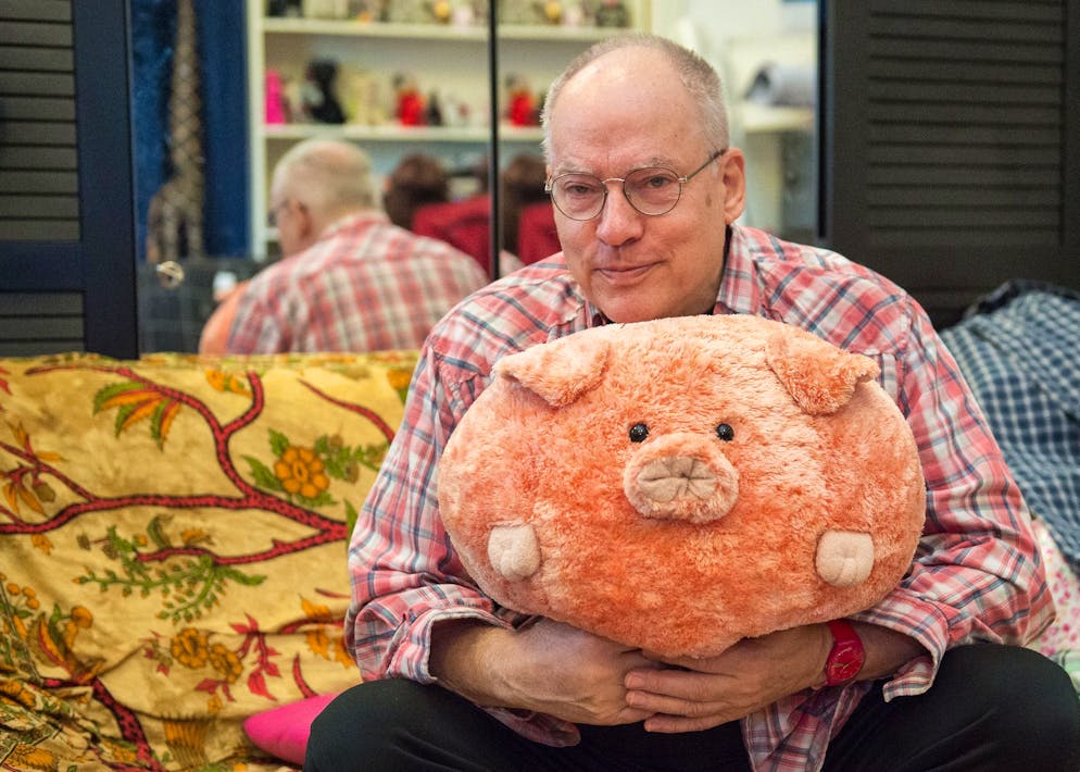 Der deutsche Filmemacher Rosa von Praunheim ist in der Nacht zum Mittwoch gestorben. Der Vorkämpfer der europäischen Schwulenbewegung wurde 83 Jahren alt.