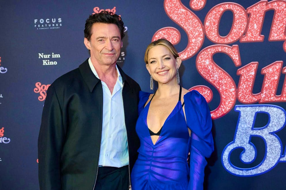 Hugh Jackman: No idea how to become like me - Gallery. Kate Hudson and Hugh Jackman can be seen in the musical film "Song Sung Blue" (theatrical release January 8). (archive picture)