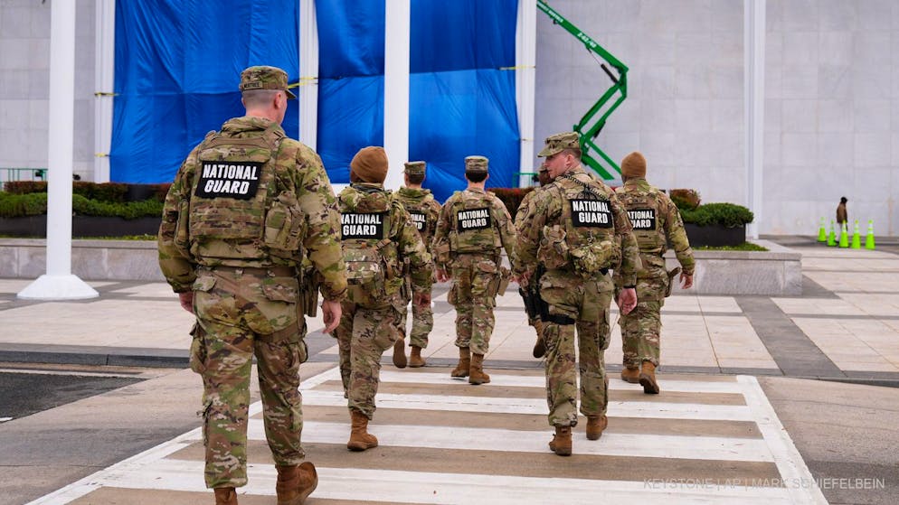 Auch die Soldaten der Nationalgarde gehören zu den Militärangehörigen. 