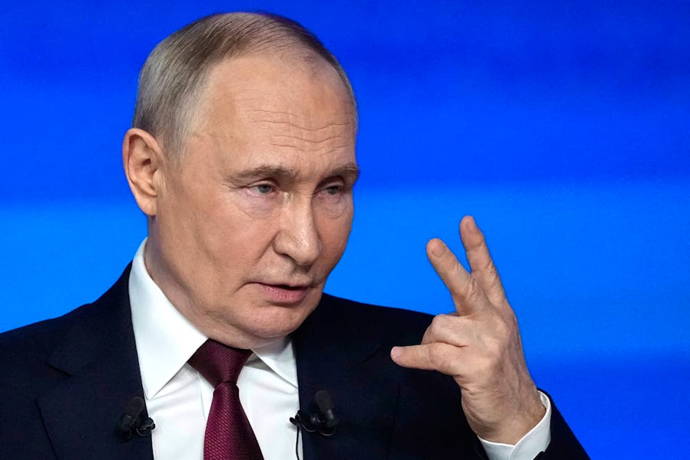 Vladimir Putin non molla.