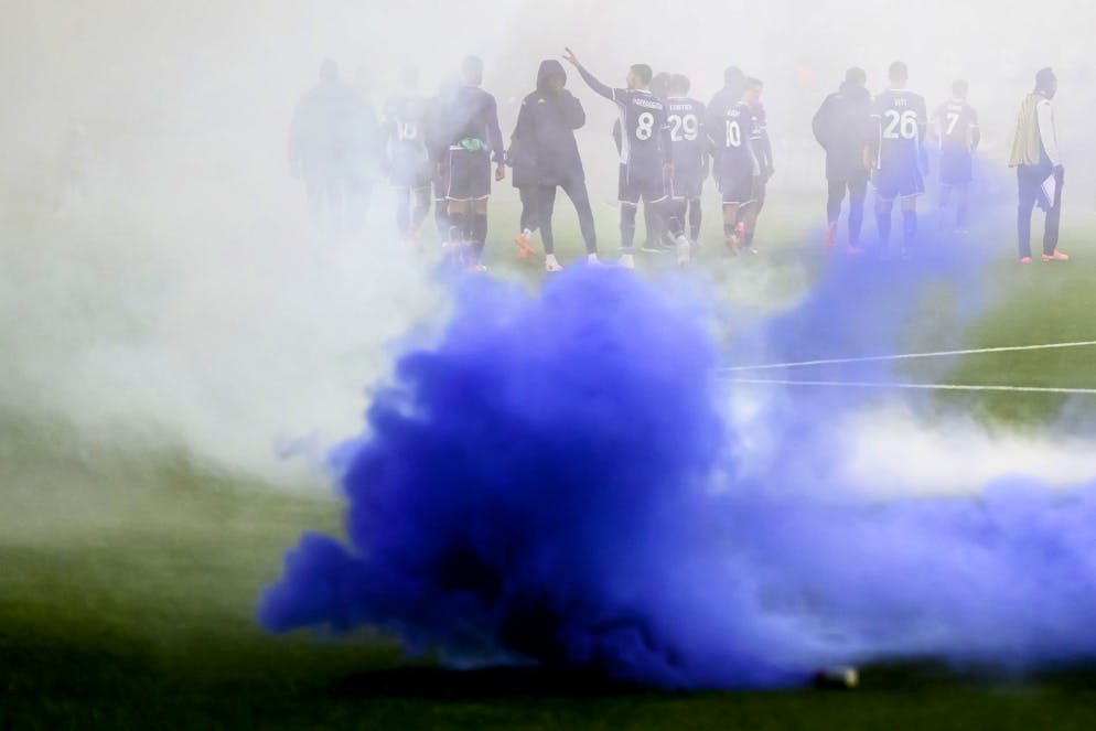 I sostenitori viola giunti alla Tuillière di Losanna non si sono risparmiati. 