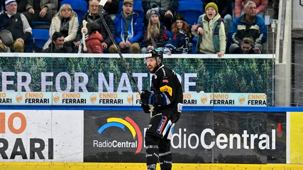 Lausanne mit sechstem Sieg in Serie - Gallery. Michael Kapla schoss Fribourg in Ambri in der Verlängerung zum Sieg