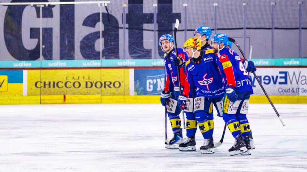 Lausanne mit sechstem Sieg in Serie - Gallery. Gleich fünfmal konnten die Fans von Kloten im Heimspiel gegen Rapperswil-Jona jubeln