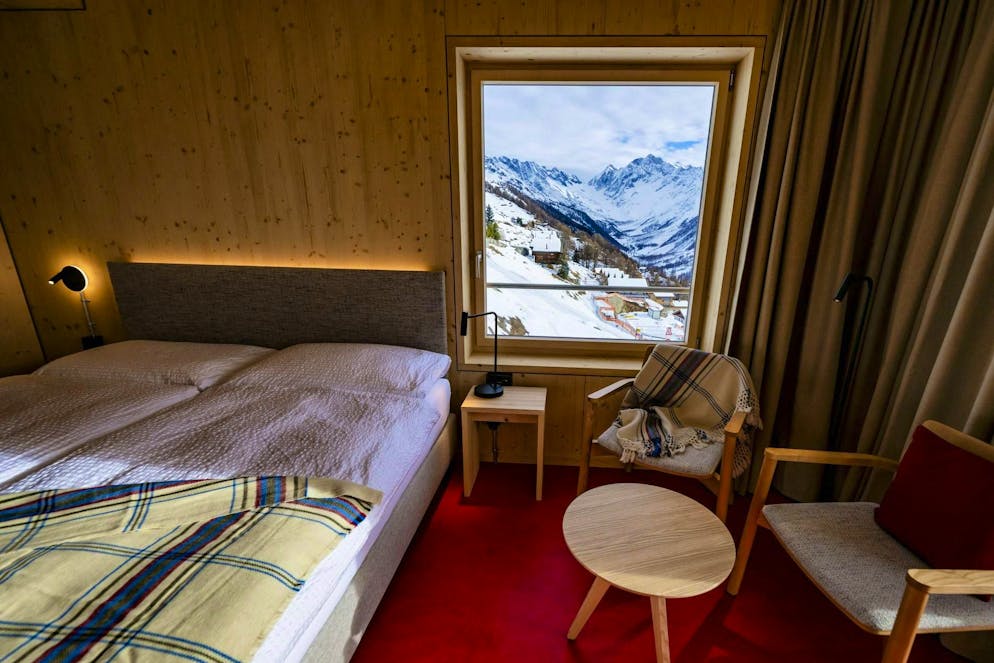 New Hotel Momentum in Blatten. A lot of wood and just as much passion went into the design of the hotel.