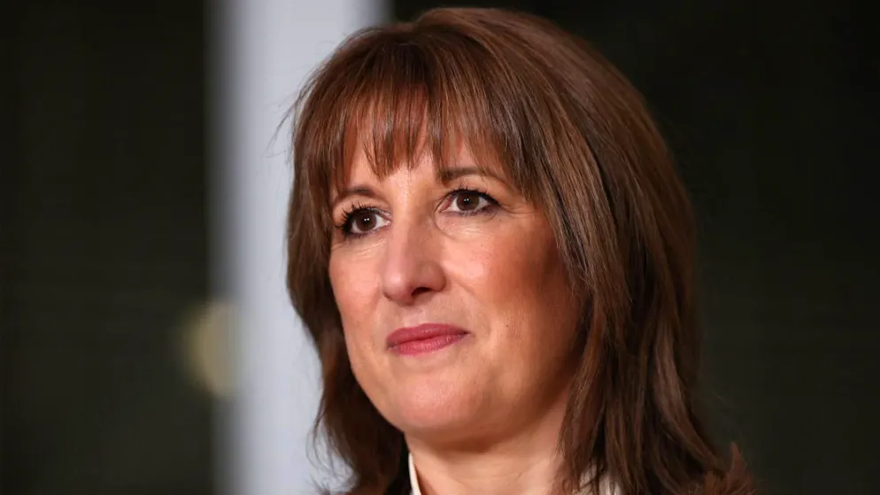 Accusata di aver alzato troppo le imposte.