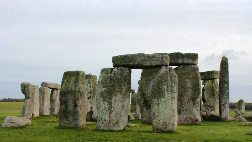 ARCHIV - Die Kultstätte Stonehenge. Foto: Charlotte Zink/dpa (Archivbild)