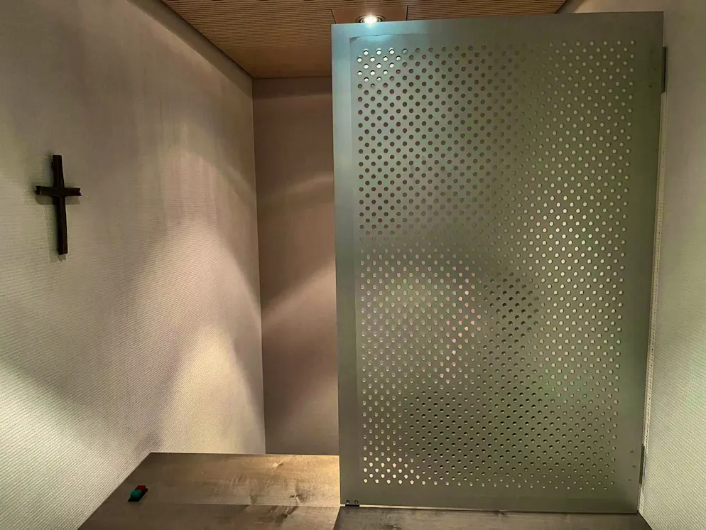 Abbaye d'Einsiedeln - L'église de la confession. ...ou une confession anonyme.