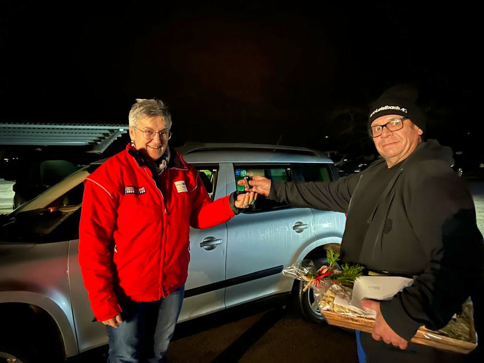 Unterwegs mit Nez Rouge der Sektion Luzern. … Kunde Dani benutzt zum ersten Mal den Fahrtdienst von Nez Rouge. Er hat eine Firmenparty und möchte sicher nach Hause gelangen.