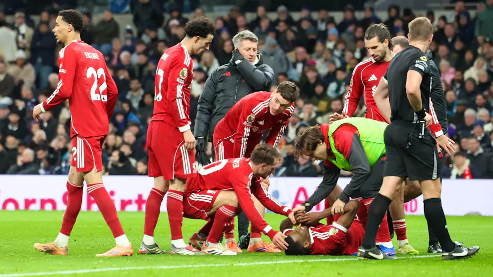 Premier League. Encore une galère pour les Reds : Isak victime d'une fracture du péroné