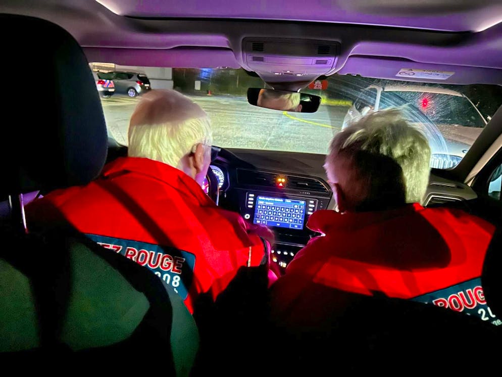 On the road with Nez Rouge of the Lucerne section. Type the address into the satnav - and off you go from Kriens LU to Hitzkirch LU ...