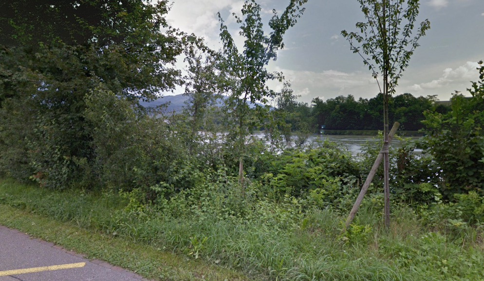 Der Unfall hat sich in der Aargauer Gemeinde Wallbach an der Grenze zu Deutschland ereignet.