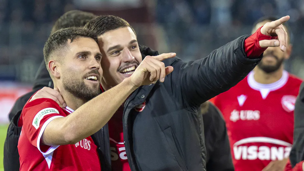 First half of the Super League season over. This is what the top 11 blue Sport experts look like