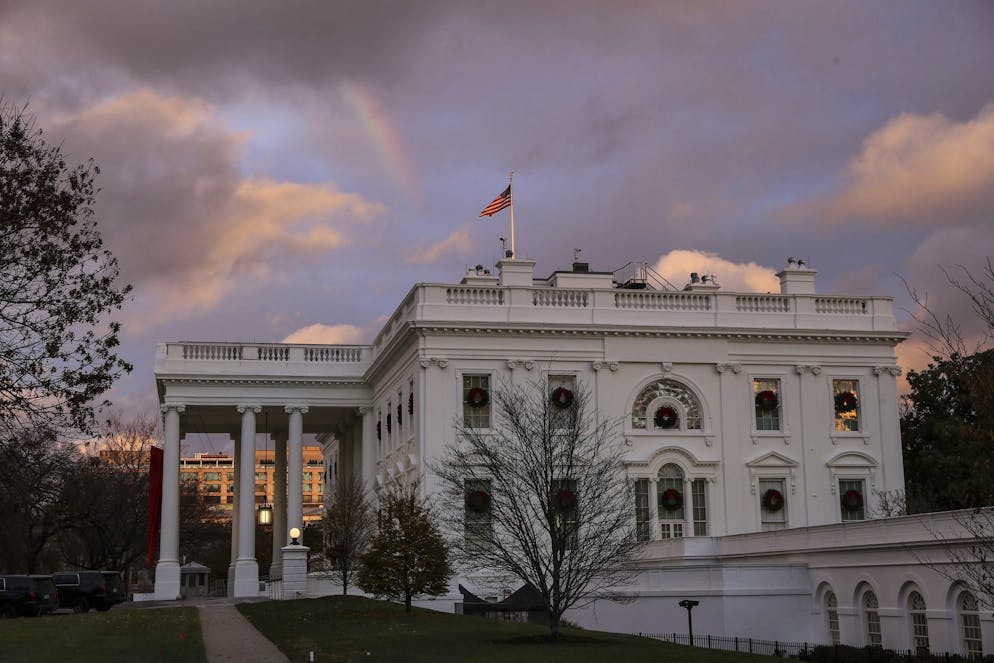 Le rapport a été retardé par la longue paralysie budgétaire.