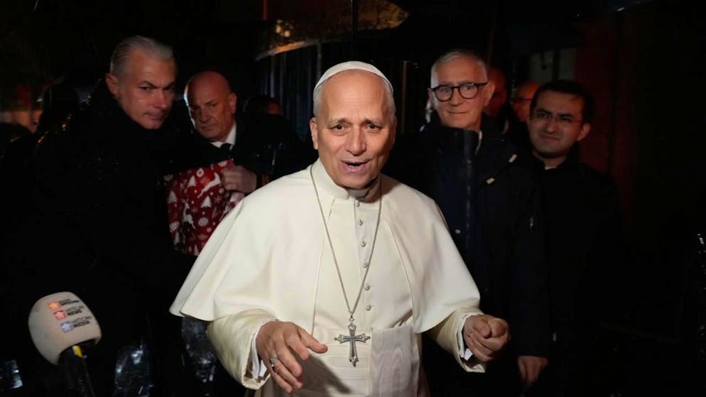 Le pape Léon XIV doit célébrer sa première messe de Noël mercredi soir.