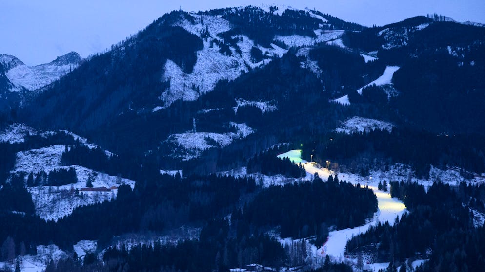 La montée vers l’Alpe Cermis est l’emblème de la compétition.