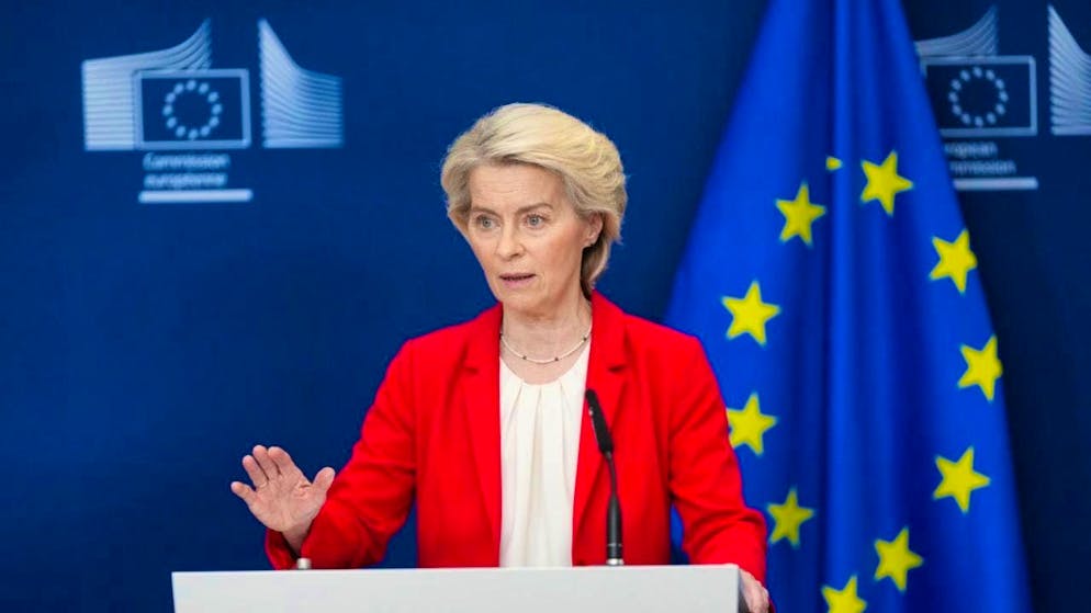 ARCHIVE - The President of the European Commission, Ursula von der Leyen, makes a statement during a press conference at the EU headquarters in Brussels. In July, Ursula von der Leyen's EU Commission survived a first vote of no confidence, now two new motions are up for debate. Photo: Virginia Mayo/AP/dpa