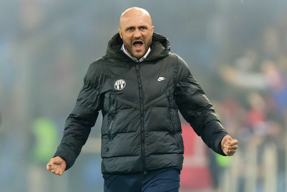 Vom ersten Nati-Porträt zur Fussball-Grösse – wen suchen wir?. Murat Ural. Er stand 2024 ad interim für elf Spiele an der Seitenlinie des FC Zürich. Danach zog es in nach Deutschland zu Bochum. Aktuell ist Ural vereinslos.