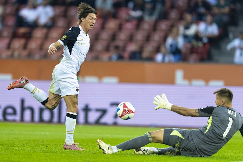 Vom ersten Nati-Porträt zur Fussball-Grösse – wen suchen wir?. Steven Zuber.