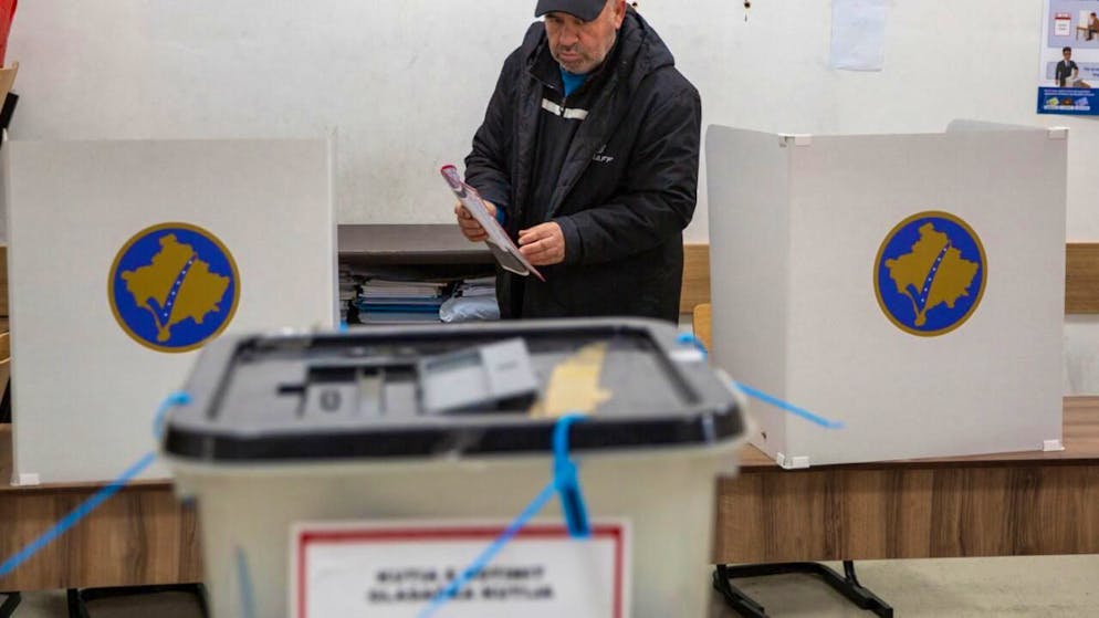 Processus complexe. Le Kosovo vote pour tenter de sortir d'un an de blocage politique