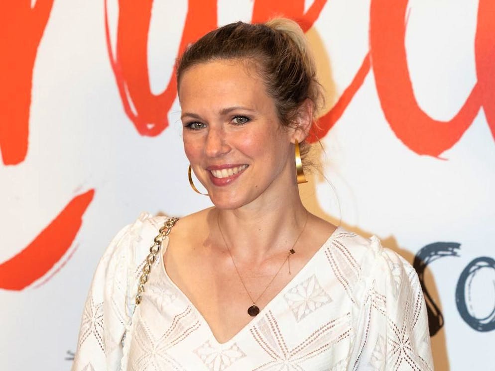 Lorie s'est essayée au patinage avant de se tourner vers la musique. Mais ce n'est pas par choix que la chanteuse de« Je serai (ta meilleure amie)» a abandonné ce sport, comme elle l'a rappelé dans «Vivement dimanche». (Archives)