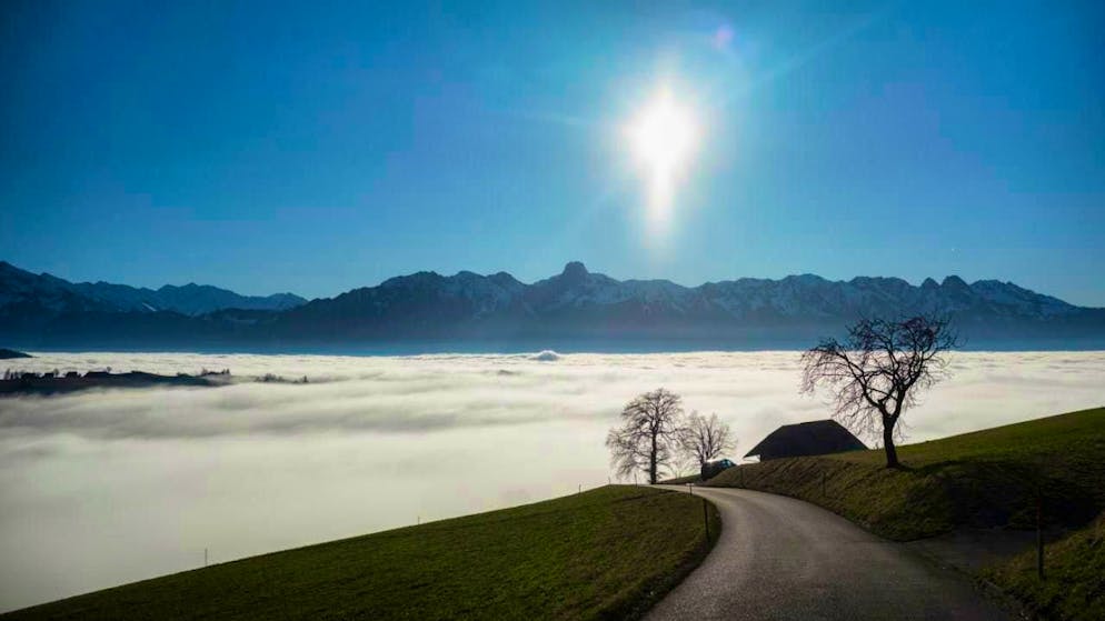 Anyone looking for the sun in December had to go to high altitudes. (archive picture)