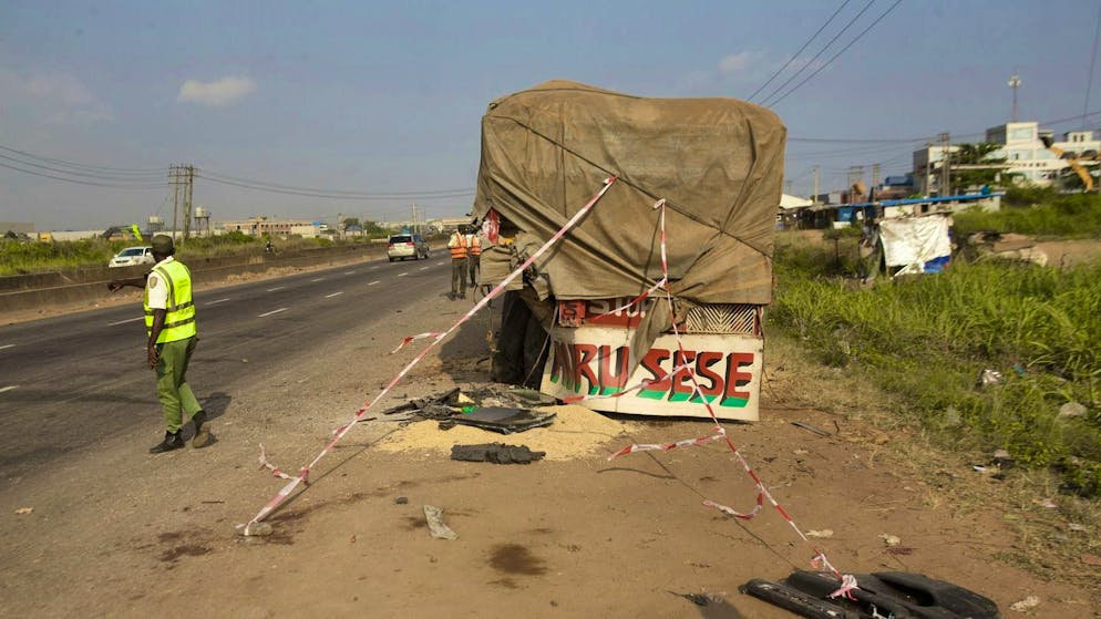 At this point, the SUV crashed into a stationary truck.