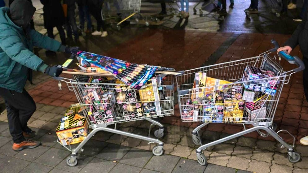 The industry expects around 20 percent more fireworks to be sold than last year. (archive picture)