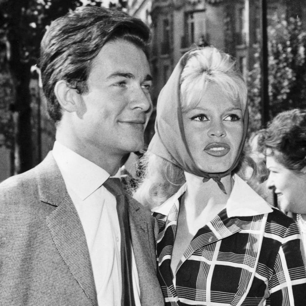 Brigitte Bardot con il marito Jacques Charrier, nel 1960 