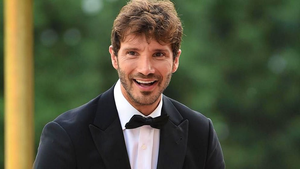 Spettacolo teatrale. Stefano De Martino sbarca sul web con il varietà: l'esclusiva digital di RaiPlay