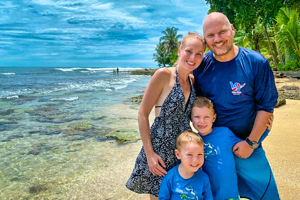 Nadine and Michel Burkhalter emigrate from Sugiez FR to Costa Rica with their boys.