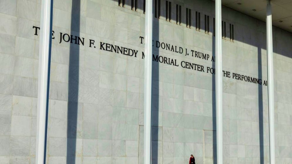 Certains musiciens ont annulé leur venue au Kennedy Center, récemment rebaptisé Trump-Kennedy Center à Washingnton (archives).