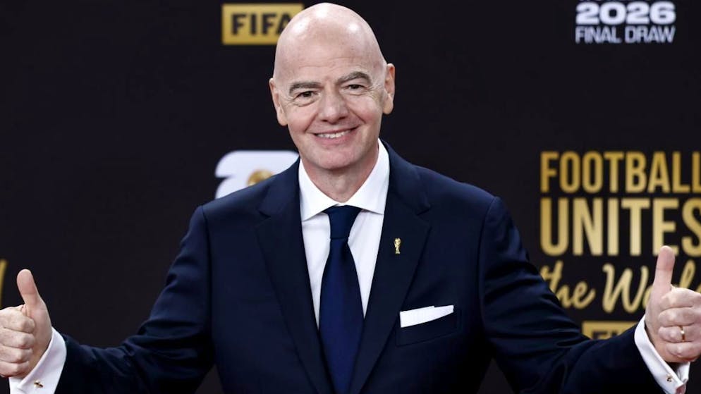 Gianni Infantino invoque une forte demande pour juger les tarifs exorbitants des billets pour la prochaine Coupe du monde.