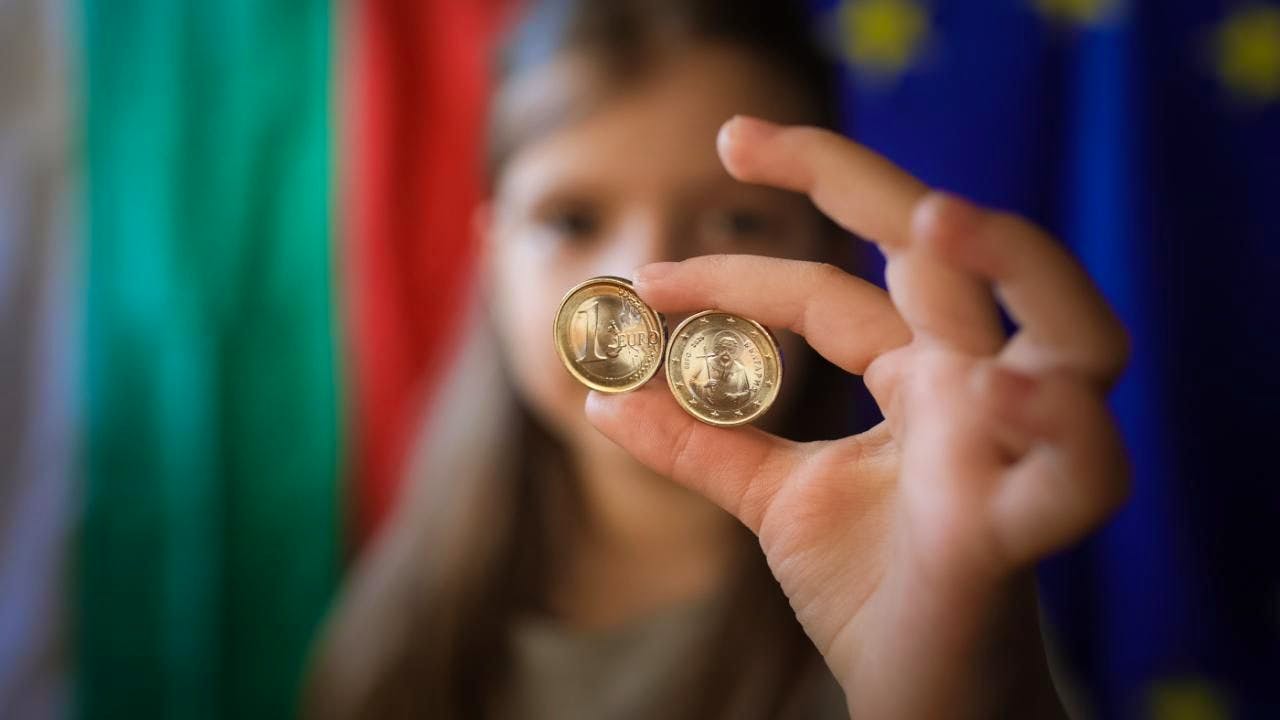 Währung. Bulgarien sagt Tschüss zum Lew und Hallo zum Euro