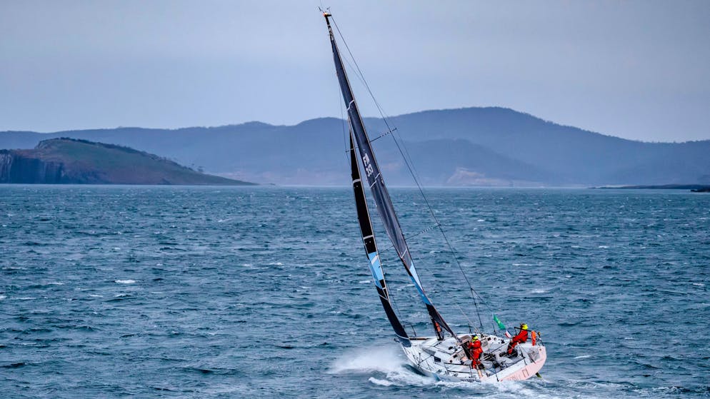 Le voilier BNC s'est vu retirer sa première place mercredi dans la Tattersall Cup de la course Sydney-Hobart.