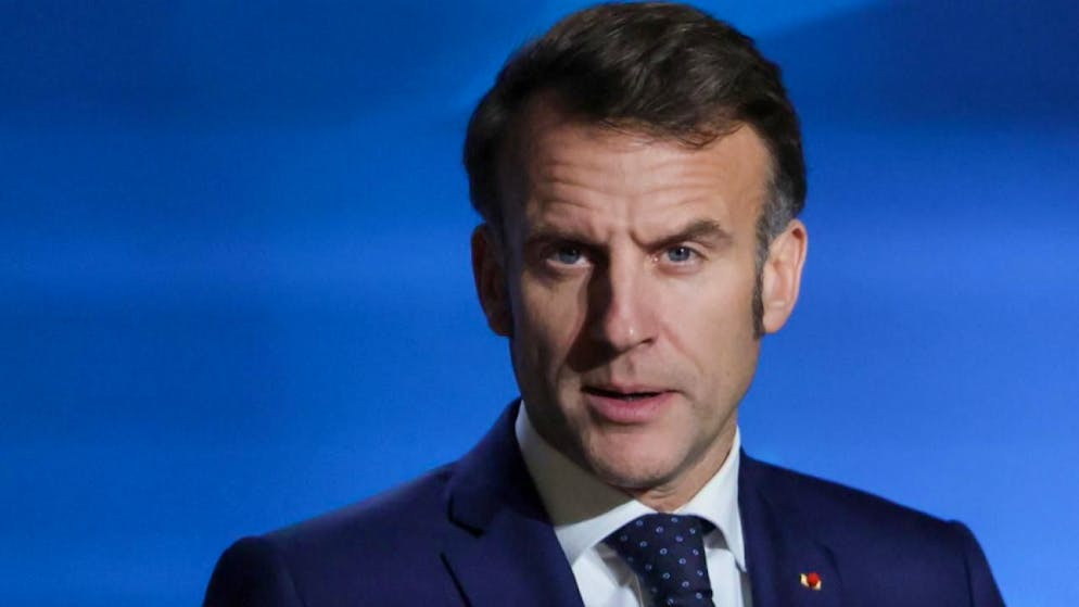 Il presidente Emmanuel Macron è da tempo sotto pressione perché il "modello Australia" (dove da questo mese le reti sociali sono vietate ai minori di 16 anni) venga adottato anche nell'Esagono. (Immagine d'archivio del 19 dicembre)
