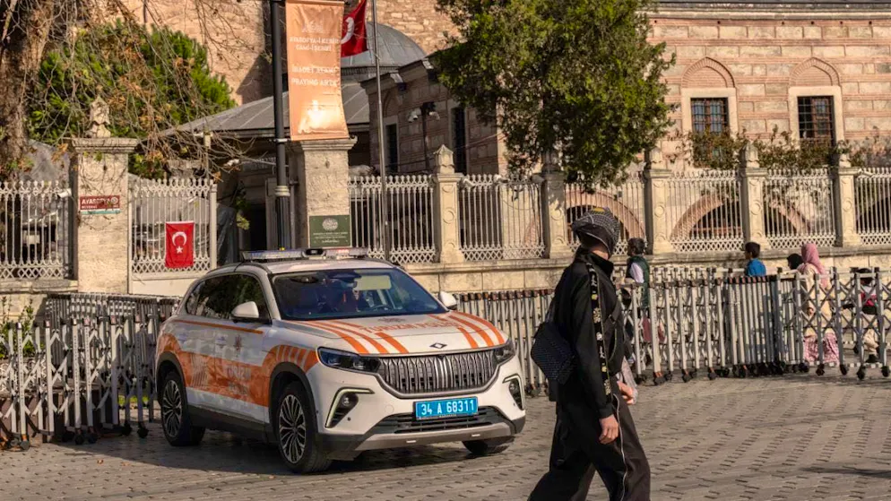ARCHIVE - A Turkish tourism police vehicle is seen near the Hagia Sophia mosque in the Sultanahmet district. Photo: Ahmed Deeb/dpa