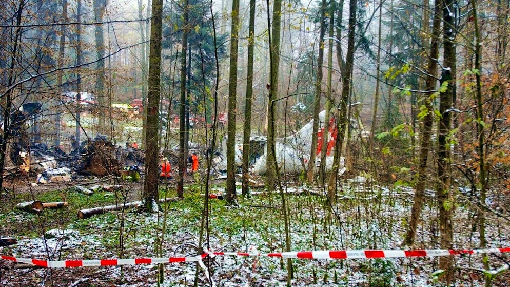Il 24 novembre 2001, un aereo Crossair si è schiantato nella foresta durante l'avvicinamento.