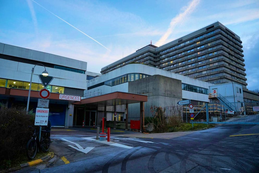 22 young fire victims are being treated at Lausanne University Hospital.